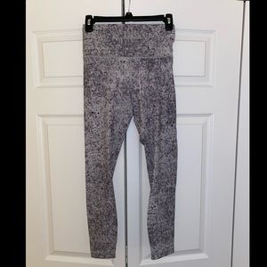 Lululemon Wunder Under luxtreme 7/8 leggings